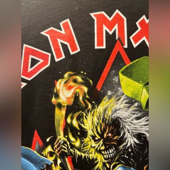Iron Maiden Graphic 2010 Concert Band tee - Picture 6 of 8